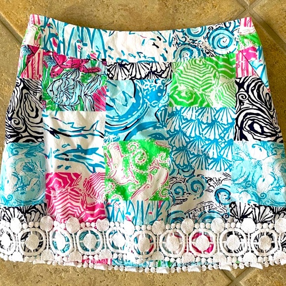 Lilly Pulitzer skort - Picture 2 of 2